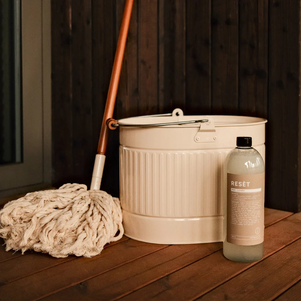 Koncentruotas medinių paviršių valiklis, bekvapis 1000ml