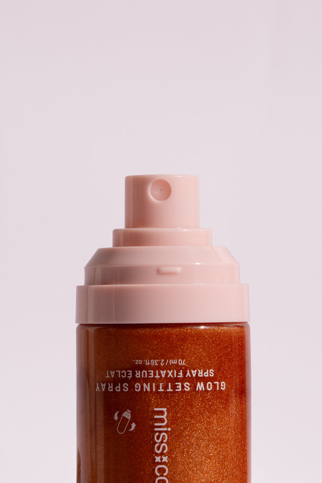 Miss Cop Glow Setting Spray – Švytėjimo Efektą Suteikiantis Makiažo Fiksatorius