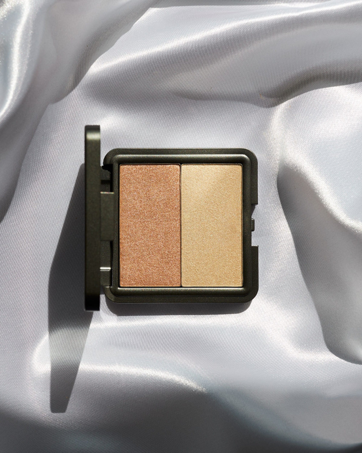 Reviderm Silk Glow Highlighter švytėjimo suteikianti priemonė, 7,5g