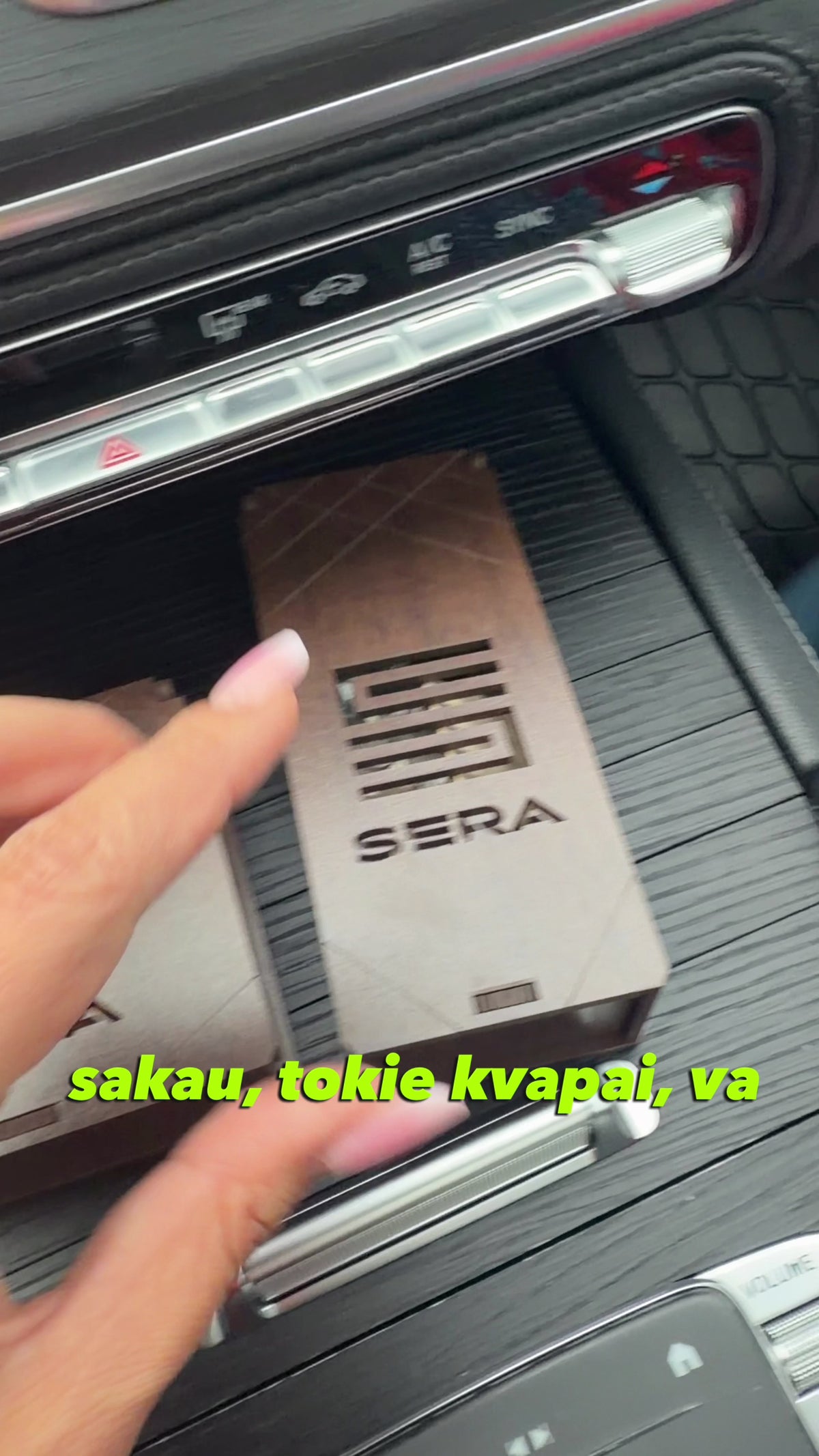 SERA Perfume pakabinamo ir namų kvapo rinkinys