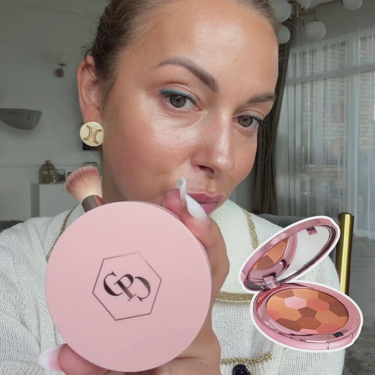 Cent Pur Cent rinkinys: skystas makiažo pagrindas ir bronzinė pudra