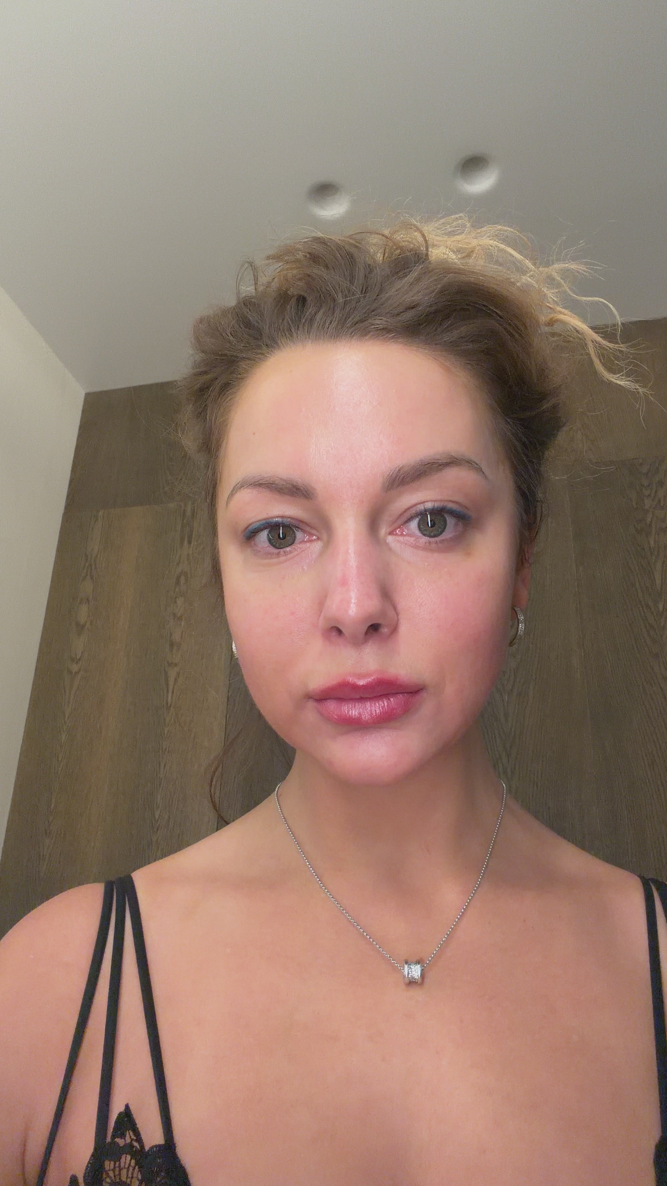 Self-tanning spray On-the-Go DARK (DHA 6%) travel pack 75 ml