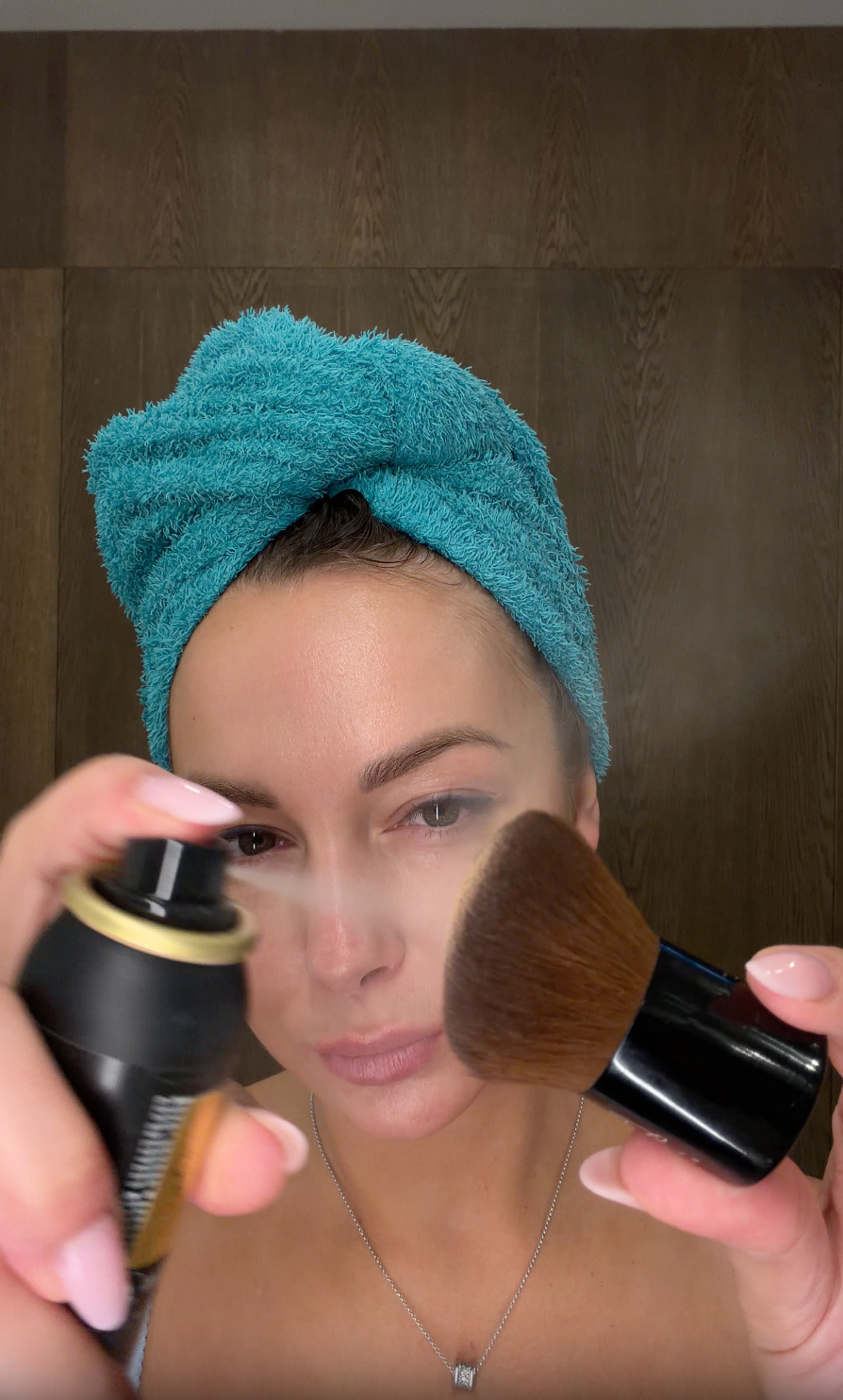 That'so FACE-UP face and décolleté spray powder 75 ml