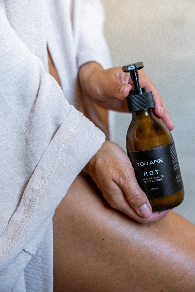 YOU ARE Hot kasdienis vėsinantis anticeliulitinis kūno losjonas, 200 ml