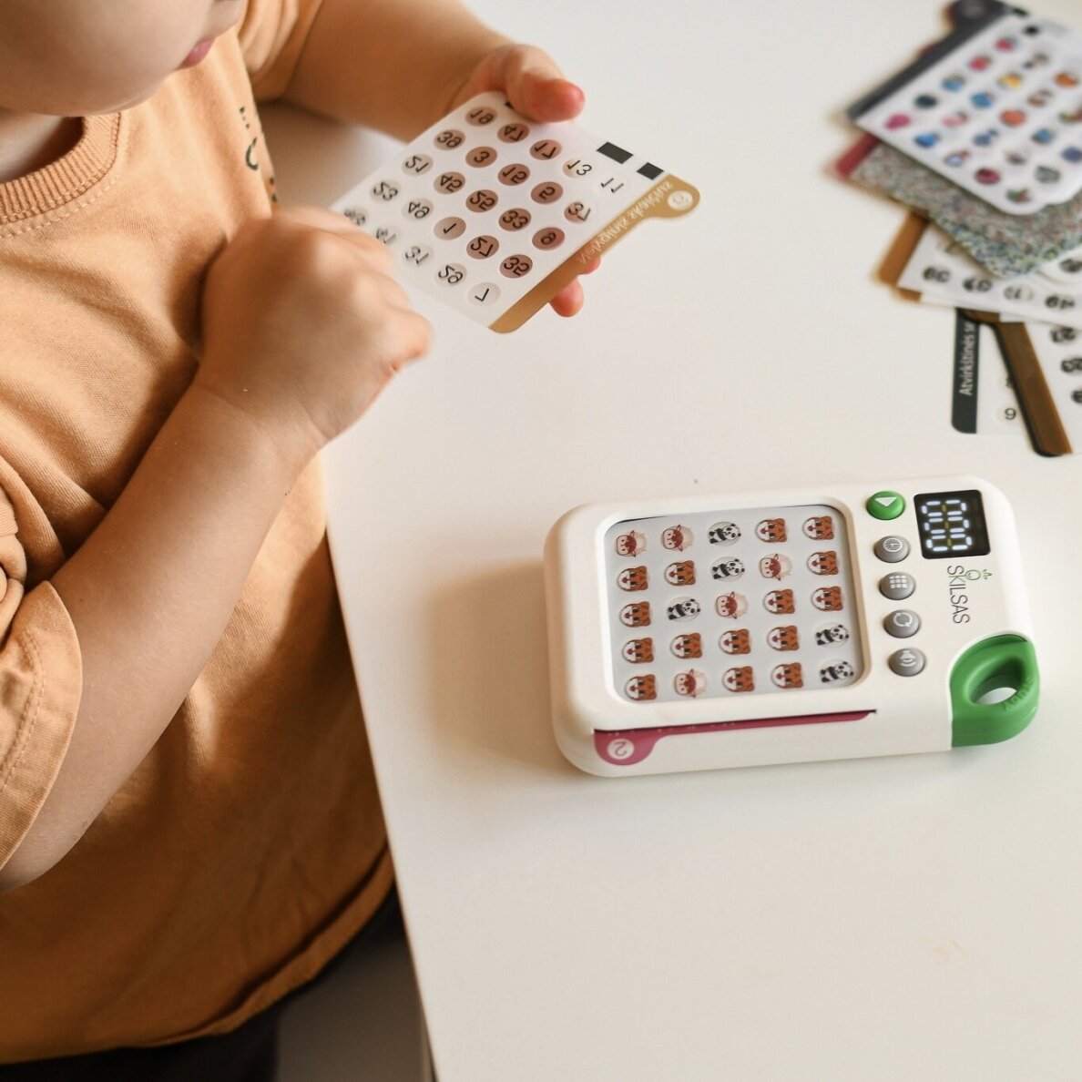 Žaidimas vaikams „Skilsas“, skirtas dėmesio koncentracijai ir atminčiai lavinti (sukurtas remiantis SCHULTE metodika)