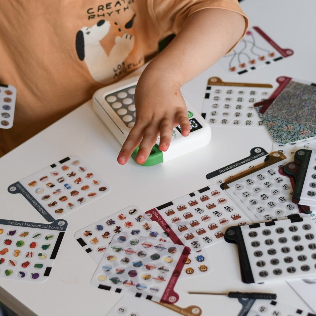 Žaidimas vaikams „Skilsas“, skirtas dėmesio koncentracijai ir atminčiai lavinti (sukurtas remiantis SCHULTE metodika)